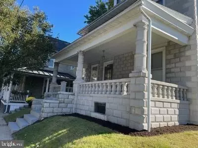 408 E Main St, Lititz, PA 17543 photo 6