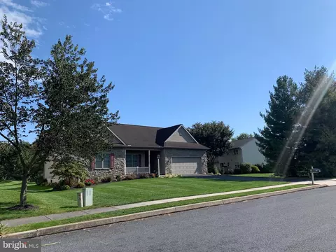 672 Florin Ave, Mount Joy, PA 17552