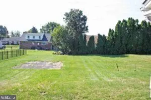  2020 Linden St, East Petersburg, PA 17520 photo 10