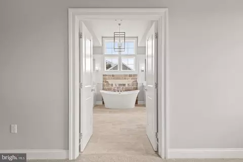 Entry Way - 994 Valley Crossing Dr, Lititz, PA 17543 photo 8 of 15