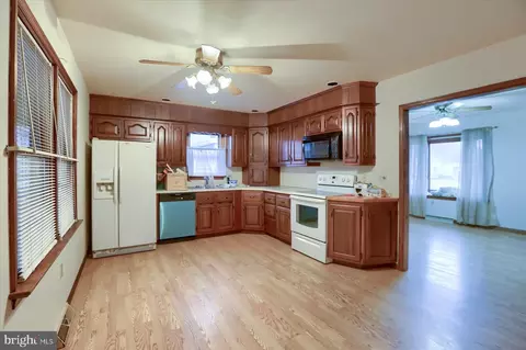 2174 Main St, Lititz, PA 17543 photo 7