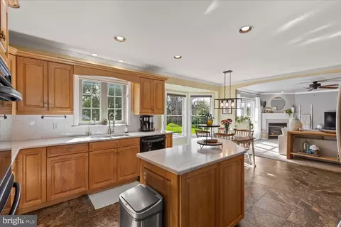 18 Crimson Ln, Lititz, PA 17543 photo 16