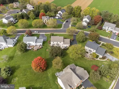 18 Crimson Ln, Lititz, PA 17543 photo 43