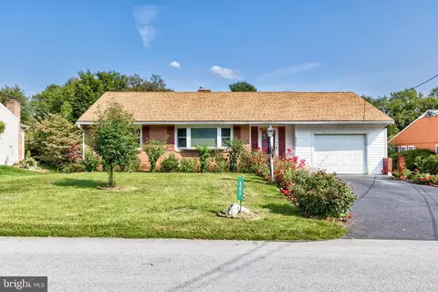 601 Bermuda Rd, Lancaster, PA 17603