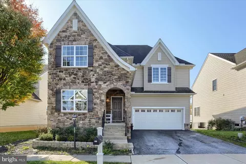 525 Brookshire Dr, Lancaster, PA 17601