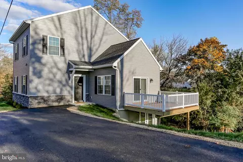 114 N Locust St, Elizabethtown, PA 17022