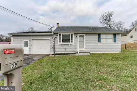 139 W Ridge Rd, Elizabethtown, PA 17022
