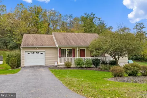 1240 Dridge Hill Rd, Lititz, PA 17543
