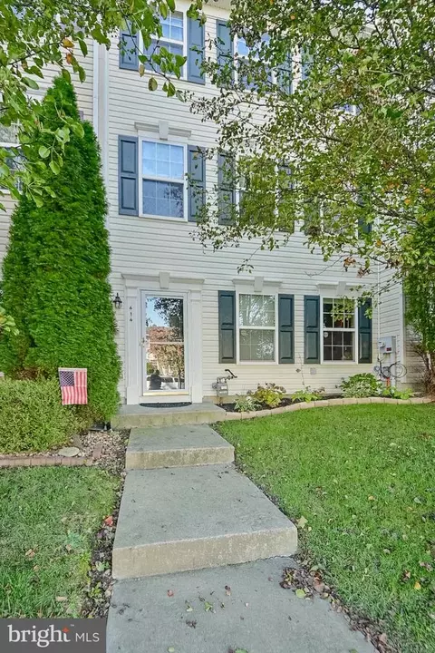 414 Dickens Dr, Lancaster, PA 17603