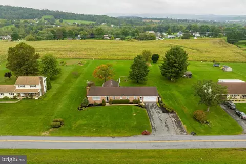55 Martzall Rd, Denver, PA 17517