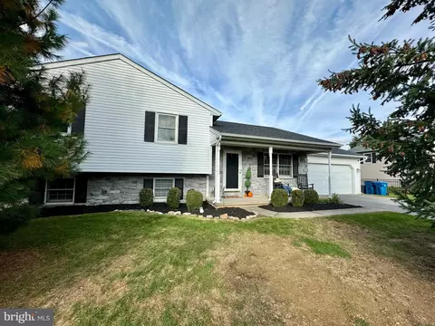 17 Silverleaf Dr, Mount Joy, PA 17552 photo 37