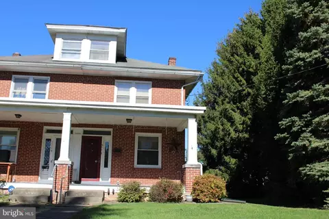 311 S State St, Ephrata, PA 17522