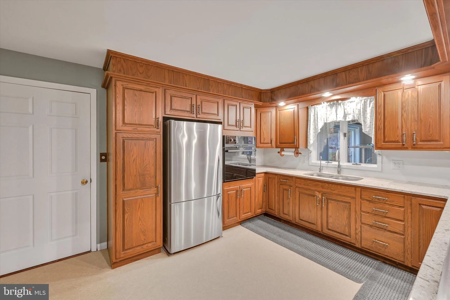 630 Pine Hill Rd, Lititz, PA 17543 photo 8