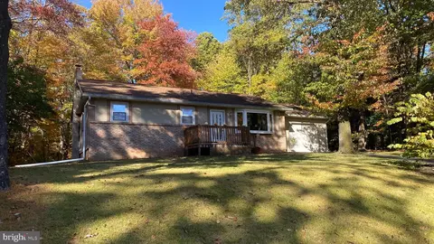 2353 Echo Dr, Narvon, PA 17555
