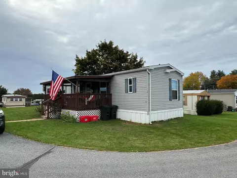 475 Wabash Rd #35, Ephrata, PA 17522