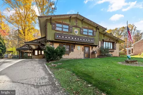 615 N Maple St, Ephrata, PA 17522