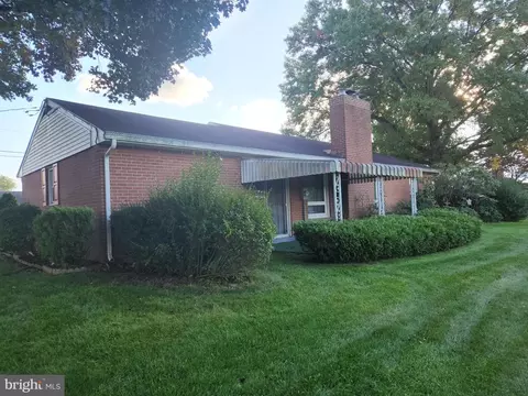 1523 Hollywood Ave, Lititz, PA 17543 photo 6