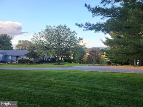 1523 Hollywood Ave, Lititz, PA 17543 photo 5