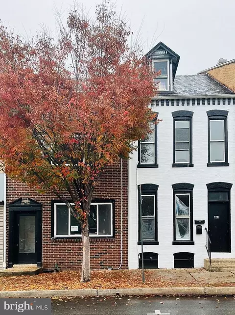 431 Locust St, Columbia, PA 17512