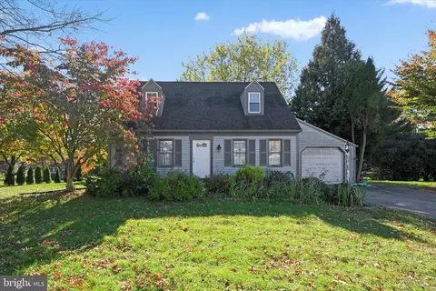 338 Delp Rd, Lancaster, PA 17601