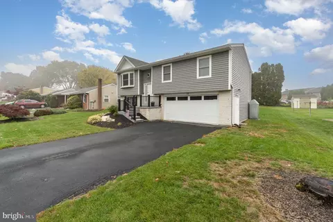 14 S Oak St, Lititz, PA 17543 photo 26