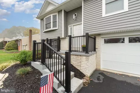 14 S Oak St, Lititz, PA 17543 photo 25