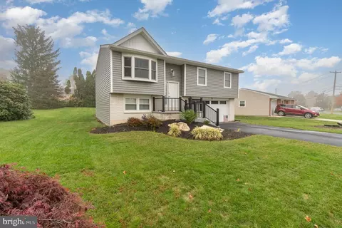 14 S Oak St, Lititz, PA 17543 photo 24