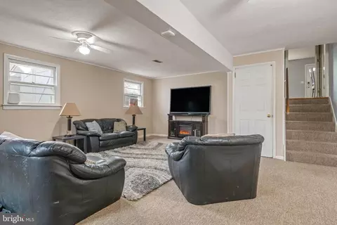 450 Fort Ross Ave, Lititz, PA 17543 photo 28