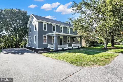 150 Stony Battery Rd, Landisville, PA 17538