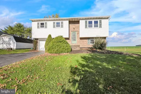 454 Anderson Ferry Rd, Mount Joy, PA 17552