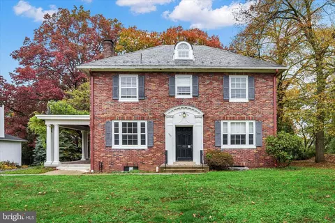 593 E College Ave, Elizabethtown, PA 17022
