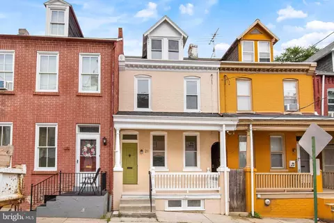 21 Church St, Lancaster, PA 17602