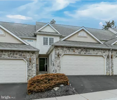 1803 Windsong Ln, Lancaster, PA 17602