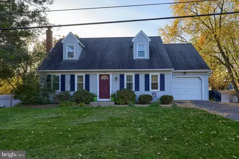 720 Church St, Landisville, PA 17538