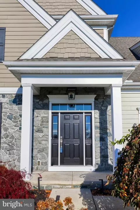 657 Integrity Dr, Lititz, PA 17543 photo 5