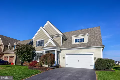 657 Integrity Dr, Lititz, PA 17543 photo 3