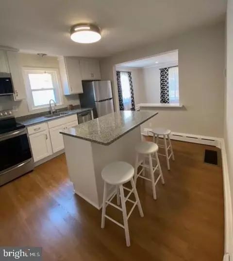 417 Laurel Ave, Lititz, PA 17543 photo 4