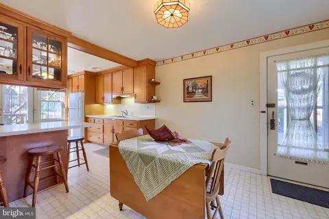 448 S Walnut St, Lititz, PA 17543 photo 17