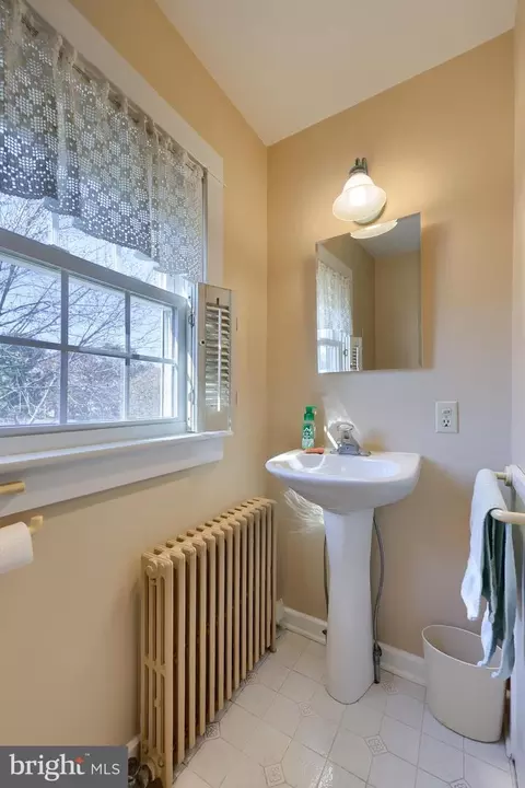 448 S Walnut St, Lititz, PA 17543 photo 24