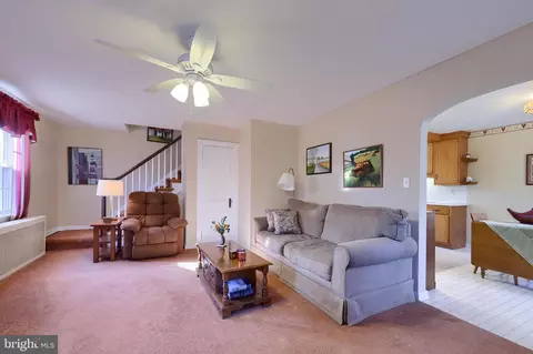 448 S Walnut St, Lititz, PA 17543 photo 9