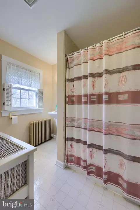 448 S Walnut St, Lititz, PA 17543 photo 25