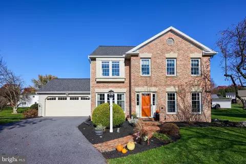 225 Hiestand Ct, Landisville, PA 17538