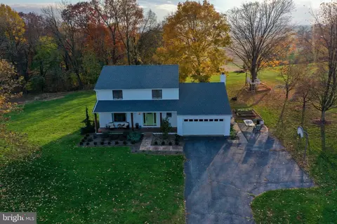 1414 Knob Hill Dr, Lititz, PA 17543 photo 5