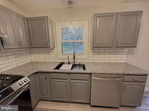 421 Crosswinds Dr, Lititz, PA 17543 photo 7