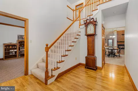 445 W Newport Rd, Lititz, PA 17543 photo 6