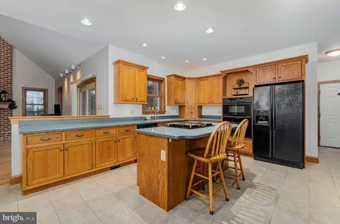 445 W Newport Rd, Lititz, PA 17543 photo 13