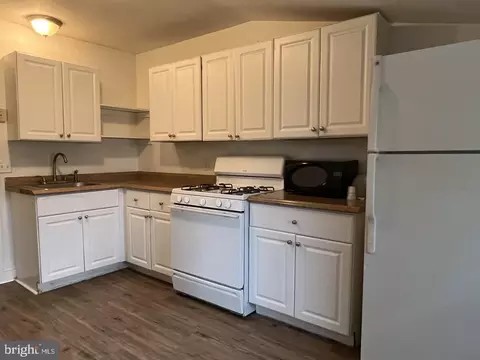 27 W Orange St, Lititz, PA 17543 photo 10