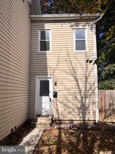 27 W Orange St, Lititz, PA 17543 photo 6