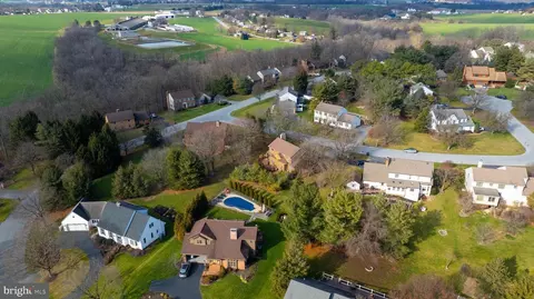 4 Countryside Ln, Lititz, PA 17543 photo 18