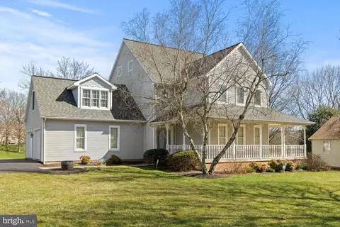 2755 Pendleton Dr, Lititz, PA 17543